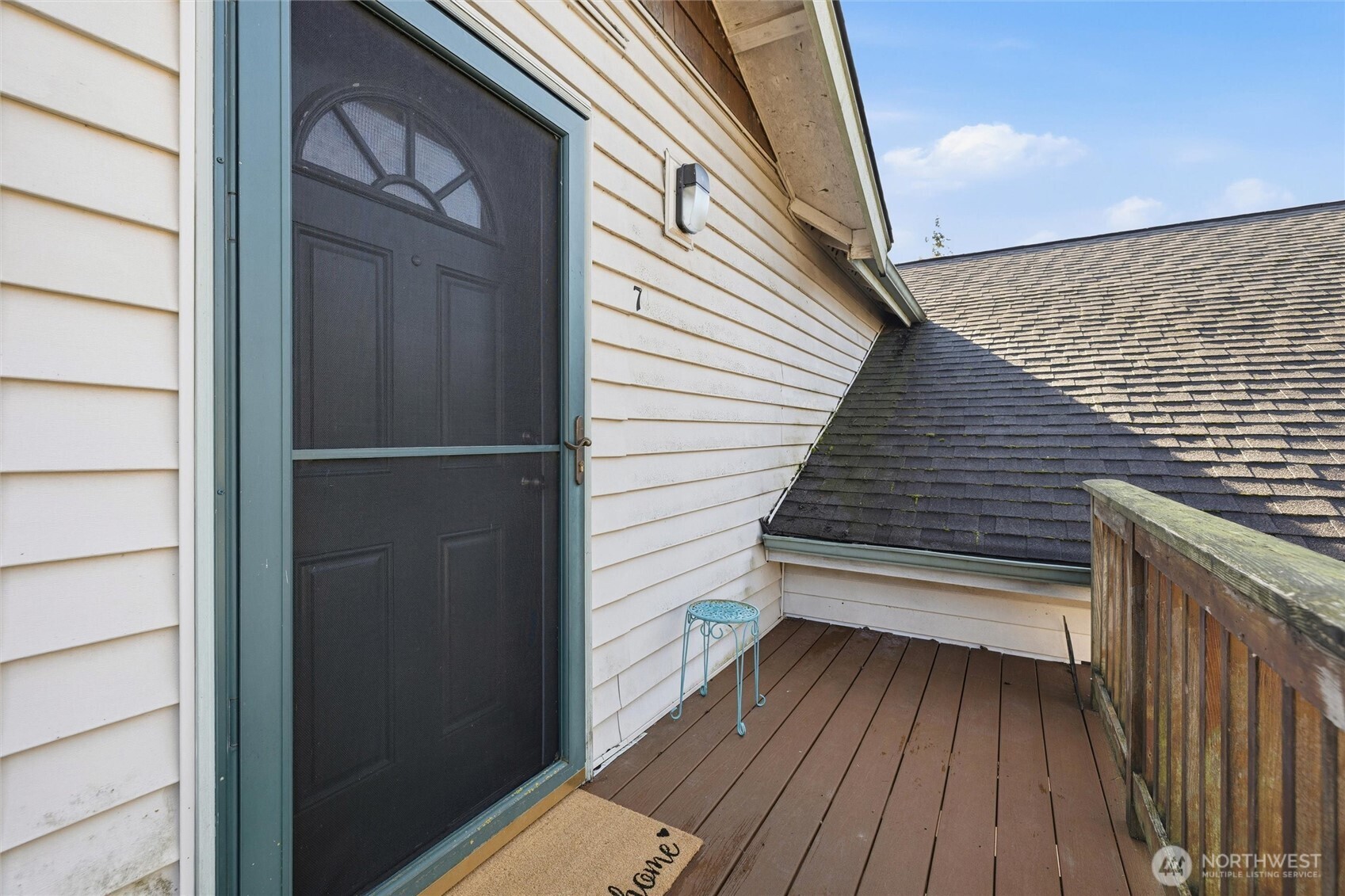 2071 Cherry Street 7