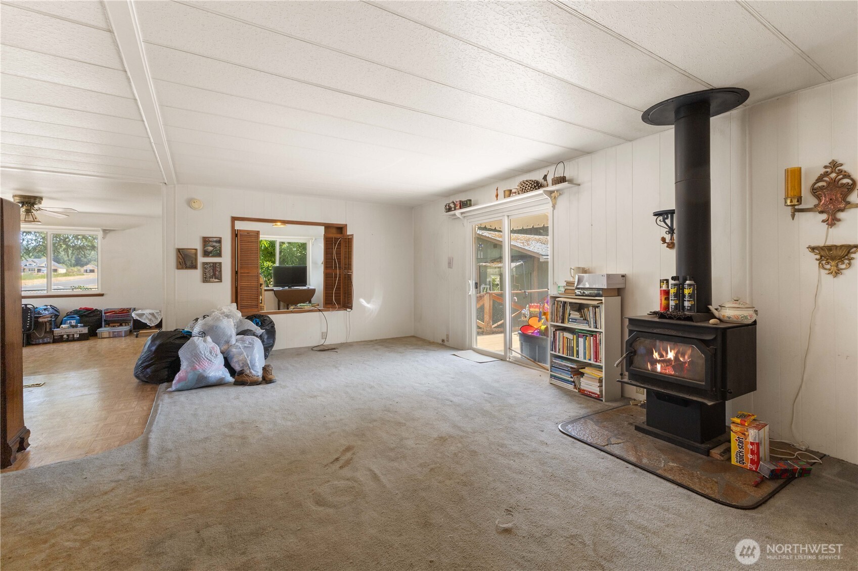 6102 257th Street E