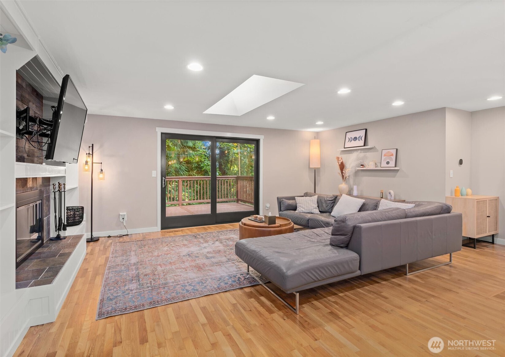 825 Wildwood Boulevard SW