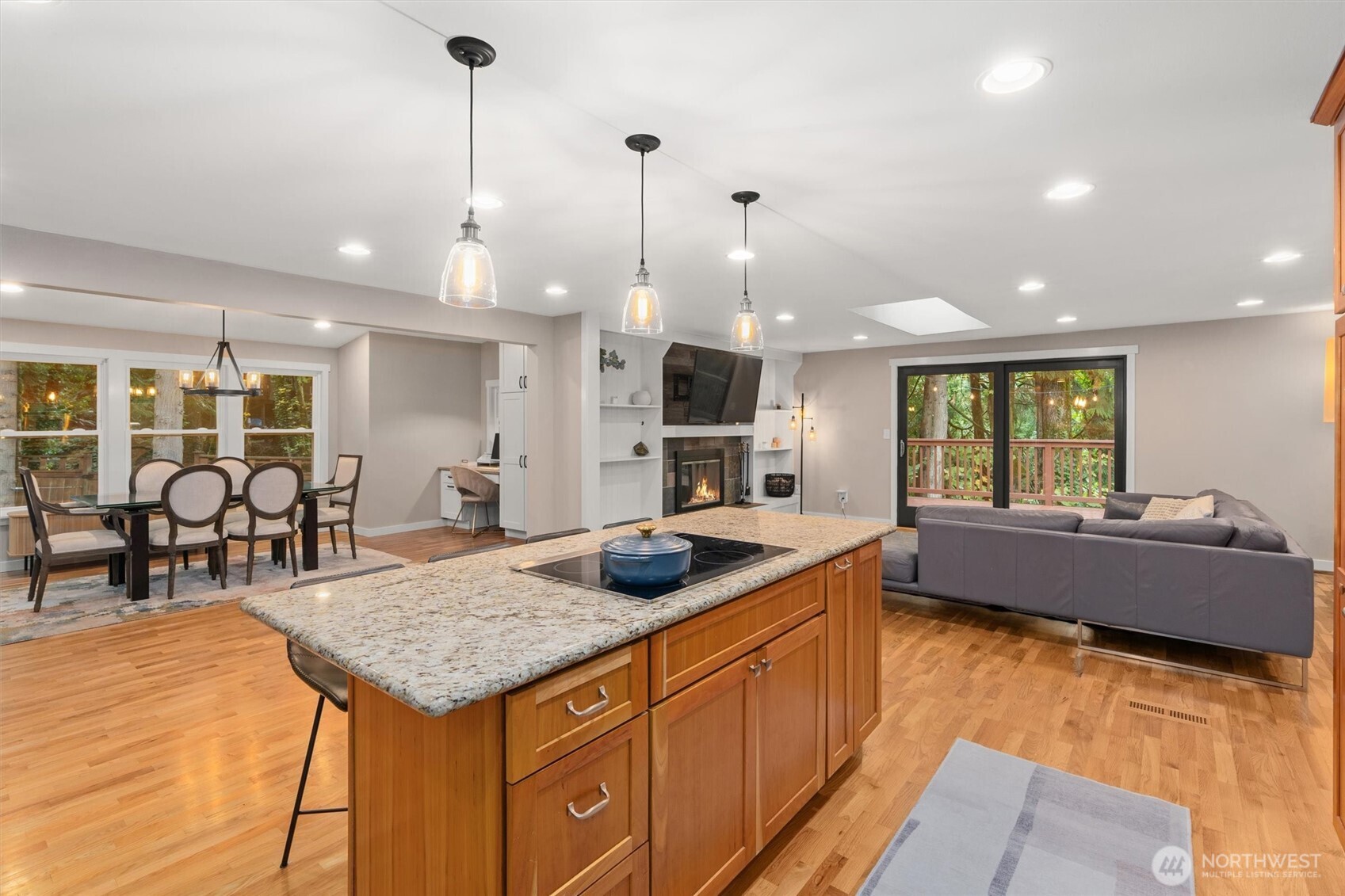 825 Wildwood Boulevard SW