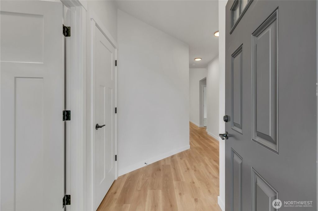 Photo of 210 Silver Lane SE, Orting, WA 98360 (MLS # 2502630)