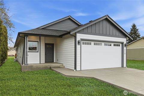 Photo of 210 Silver Lane SE, Orting, WA 98360 (MLS # 2502630)