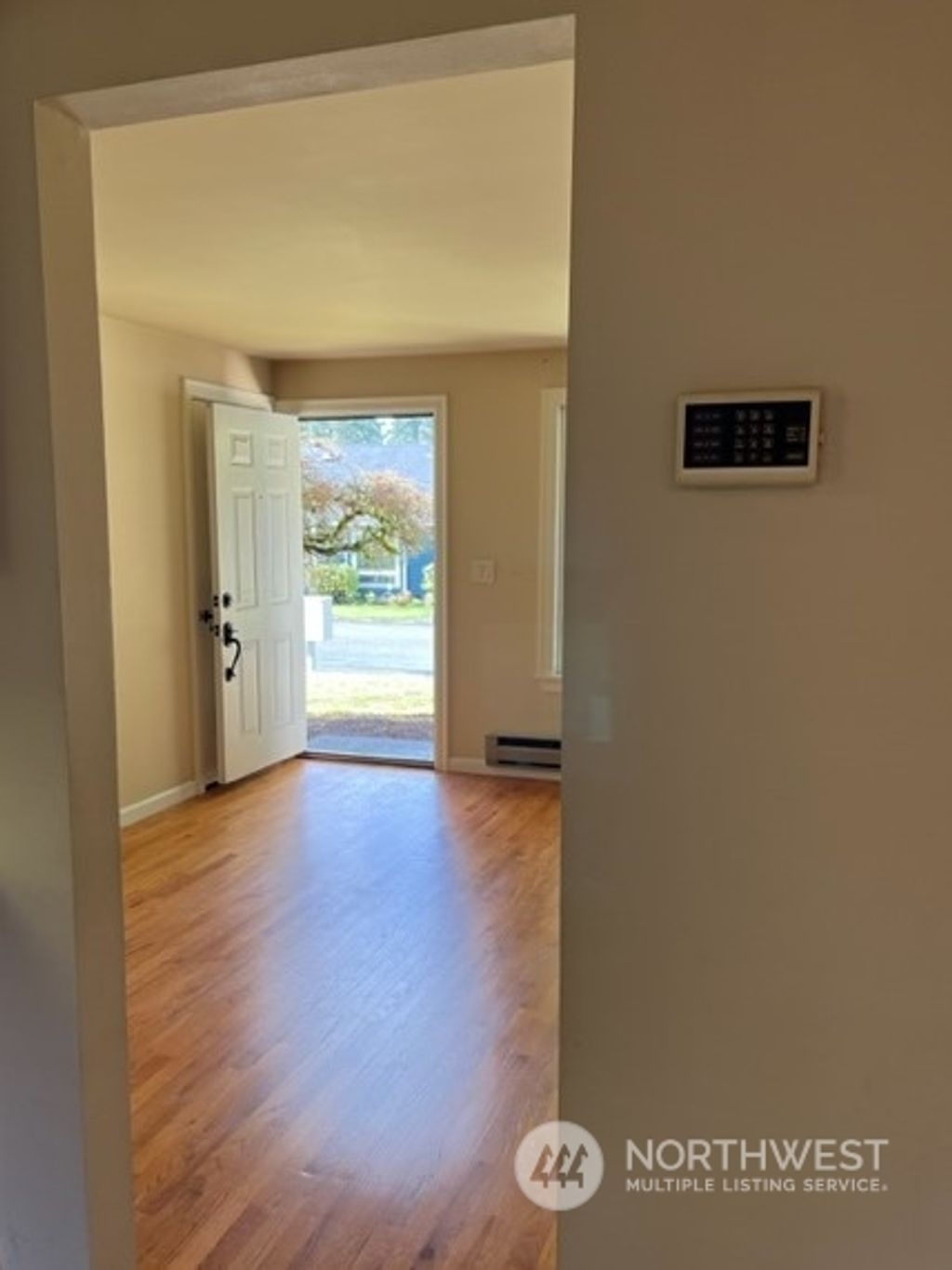 Photo of 5828 155th Avenue NE, Redmond, WA 98052 (MLS # 2043743)