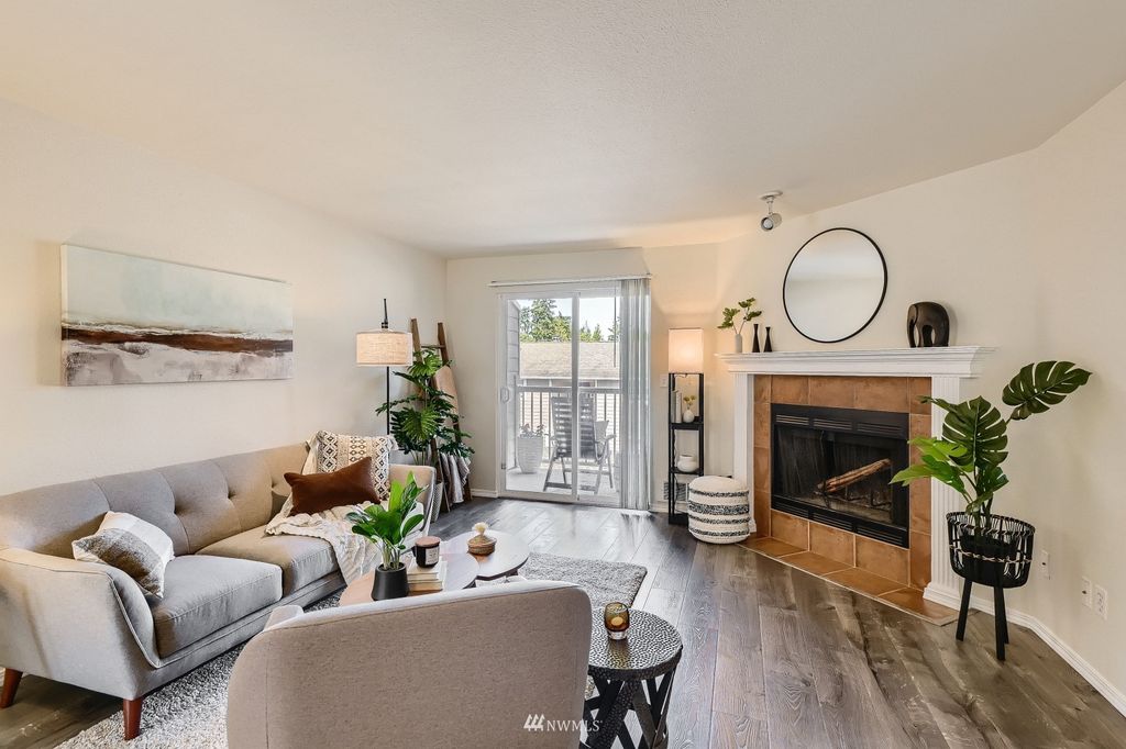 Photo of 1132 N 198th Street #C302, Shoreline, WA 98133 (MLS # 1958285)