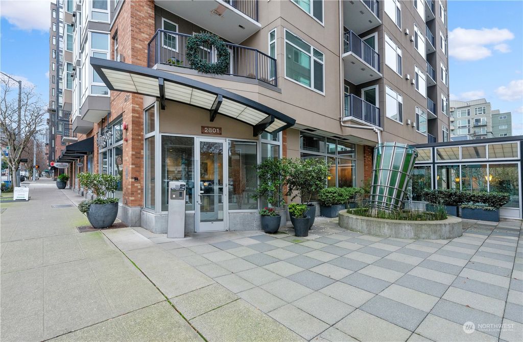 Photo of 2801 1st Avenue #601, Seattle, WA 98121 (MLS # 2320828)