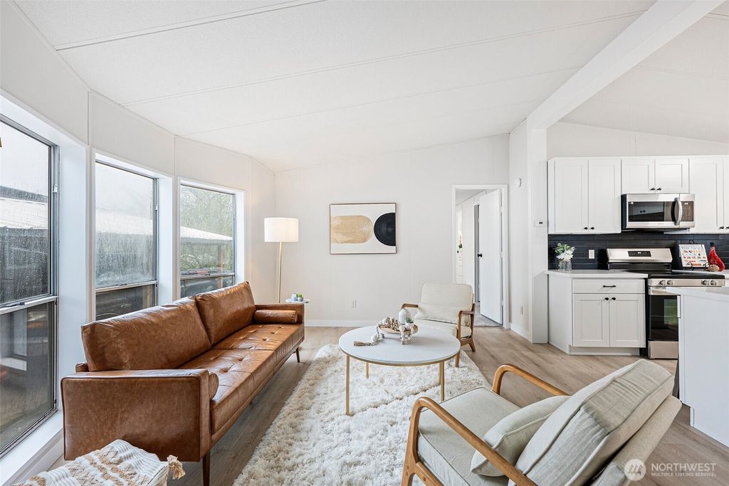 Photo of 15410 SE 272nd Street #100, Kent, WA 98042 (MLS # 2349896)