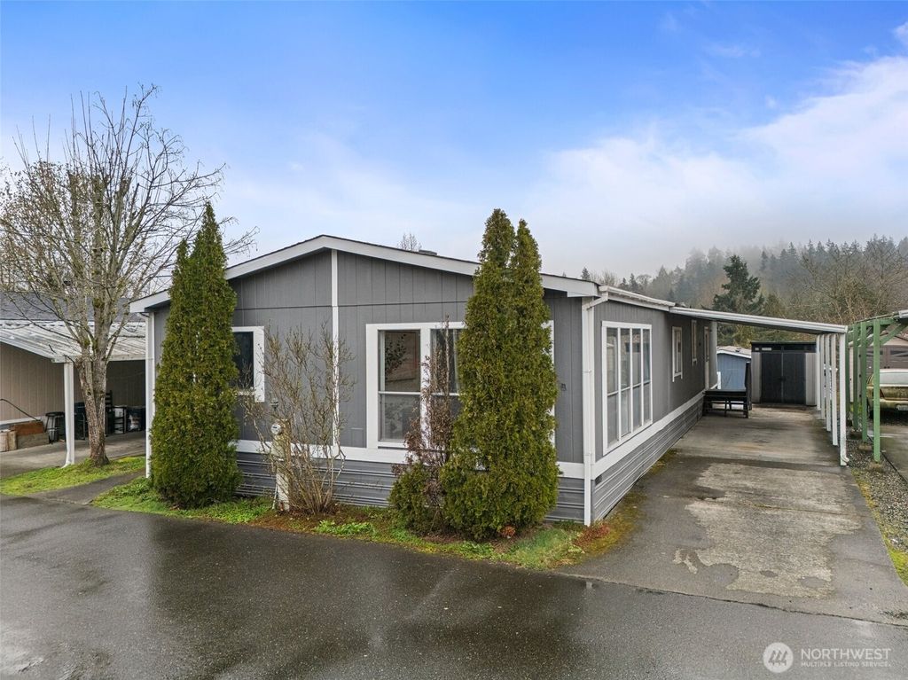 Photo of 15410 SE 272nd Street #100, Kent, WA 98042 (MLS # 2349896)