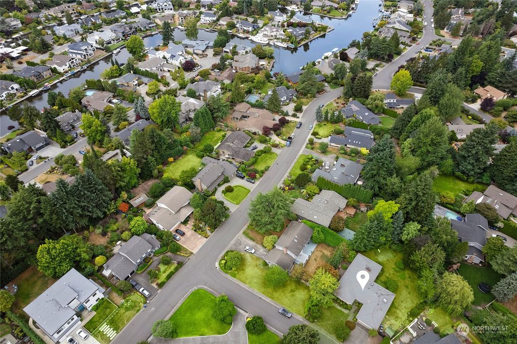 Photo of 40 Chelan Key Ky, Bellevue, WA 98006 (MLS # 2149142)