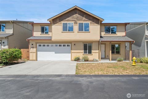 Photo of 220 NE Tronson Circle, Bremerton, WA 98311 (MLS # 2537025)