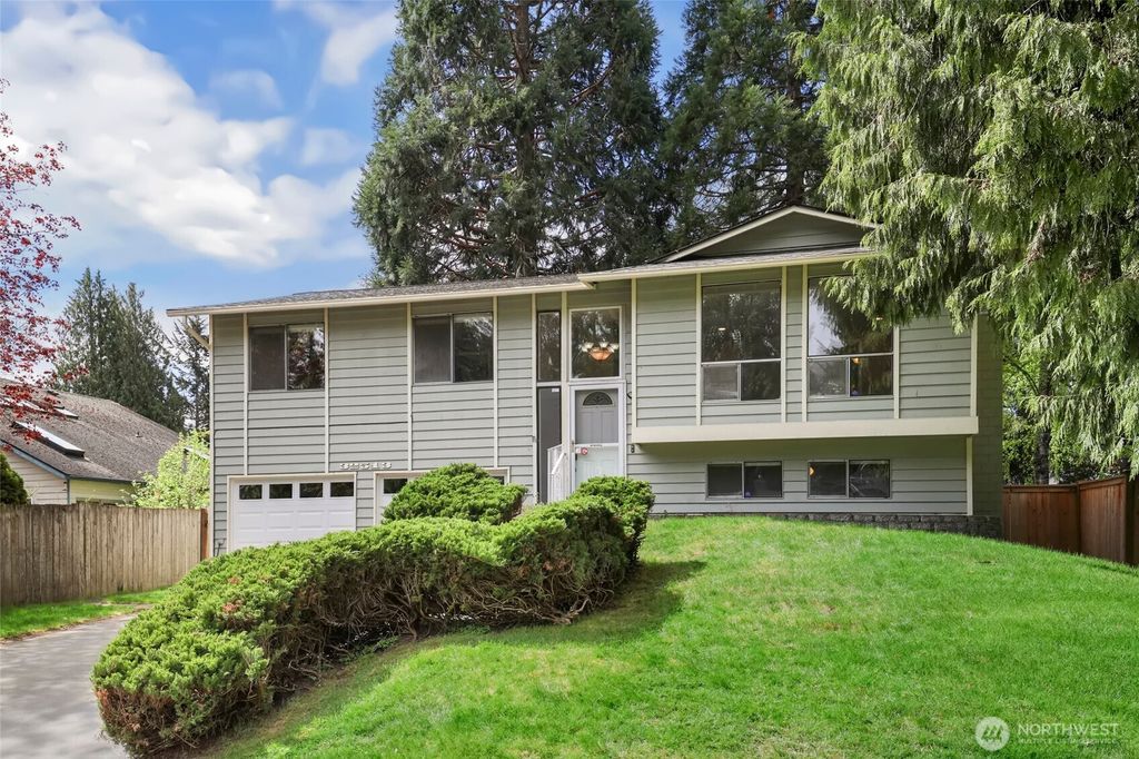 Photo of 32513 10th Place S, Federal Way, WA 98003 (MLS # 2363835)