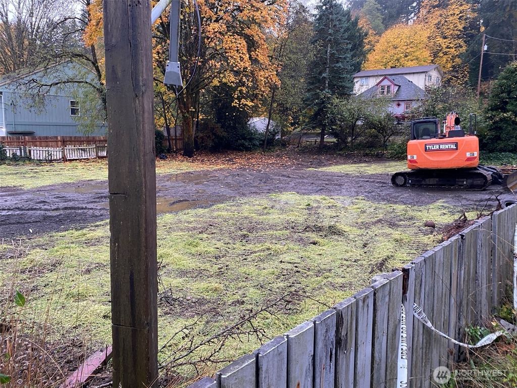 Photo of 631 Park Street, Shelton, WA 98584 (MLS # 2457050)