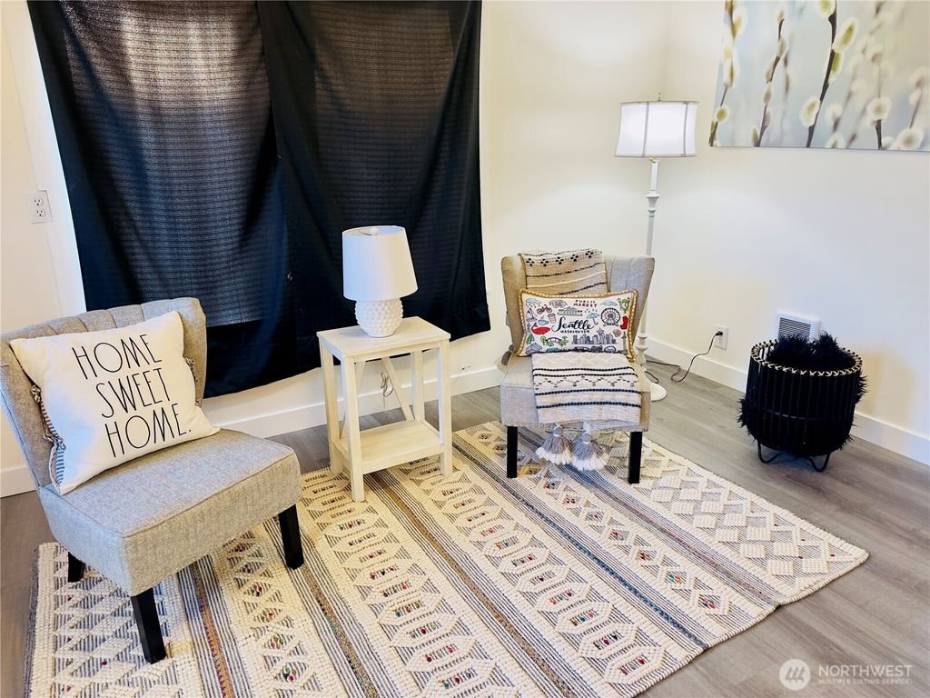 Photo of 3118 Dover Street, Longview, WA 98632 (MLS # 2457189)