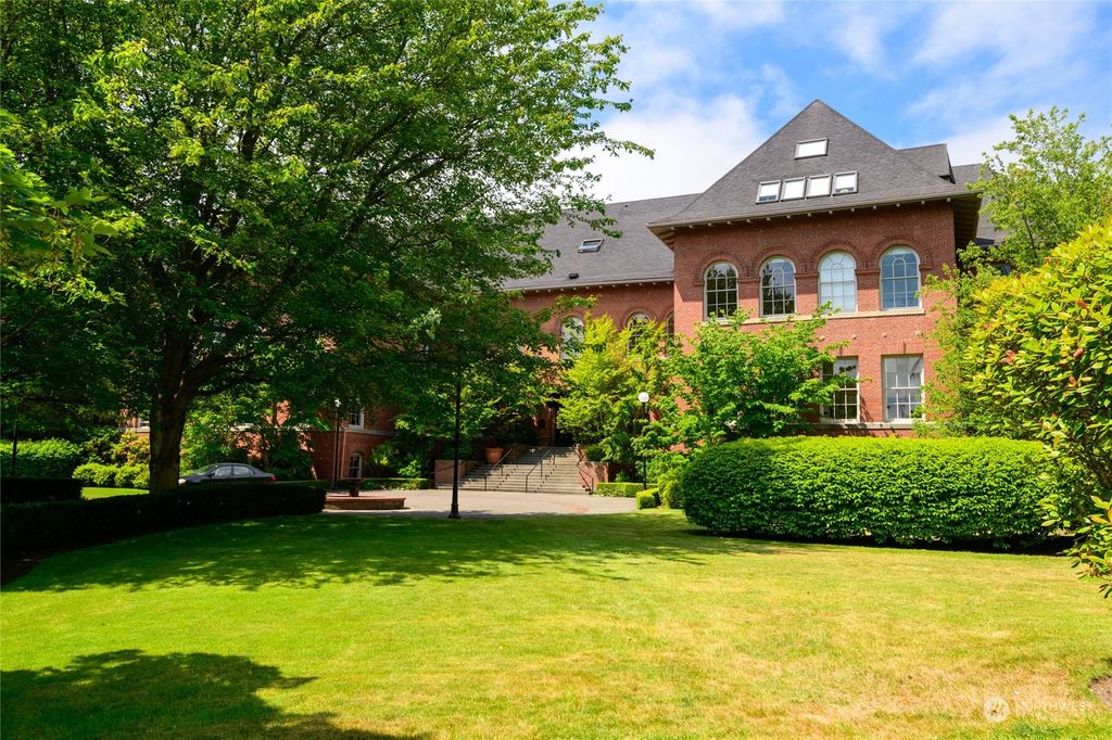 Photo of 1401 5th Avenue W #203, Seattle, WA 98119 (MLS # 2132788)