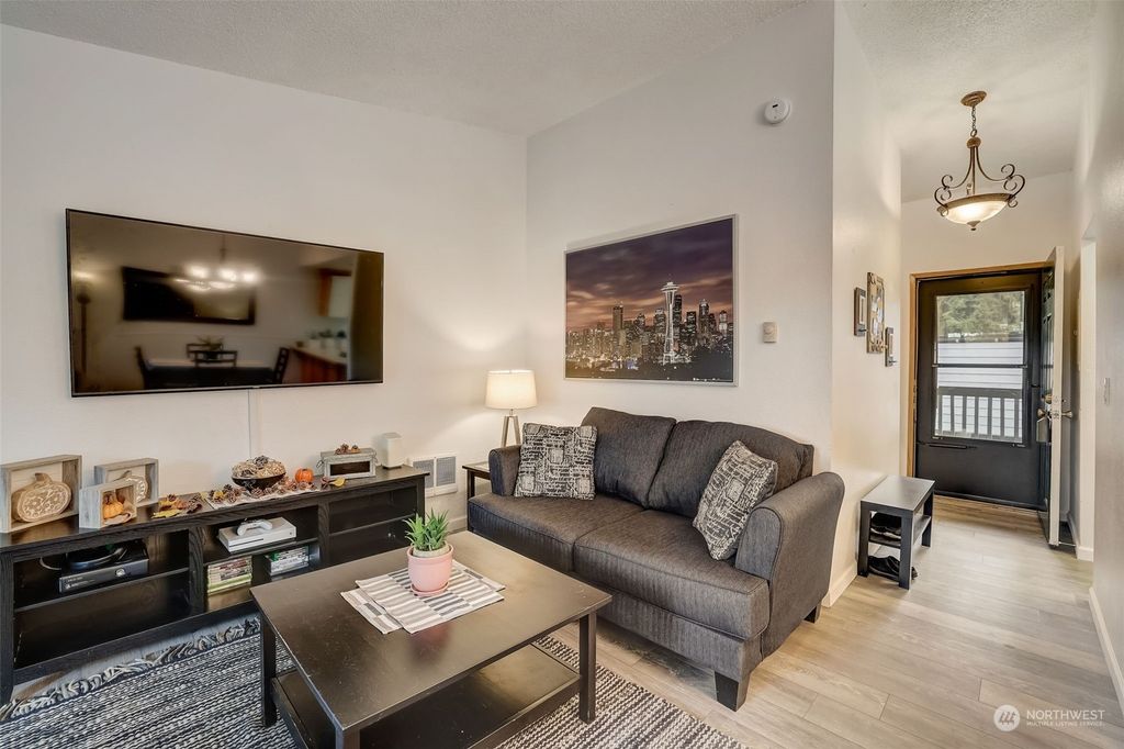 Photo of 4006 S 158th Street #F, Tukwila, WA 98188 (MLS # 2176767)