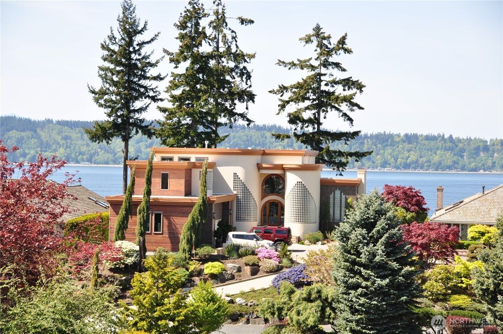 Photo of 9814 Marine View Drive, Mukilteo, WA 98275 (MLS # 2336172)