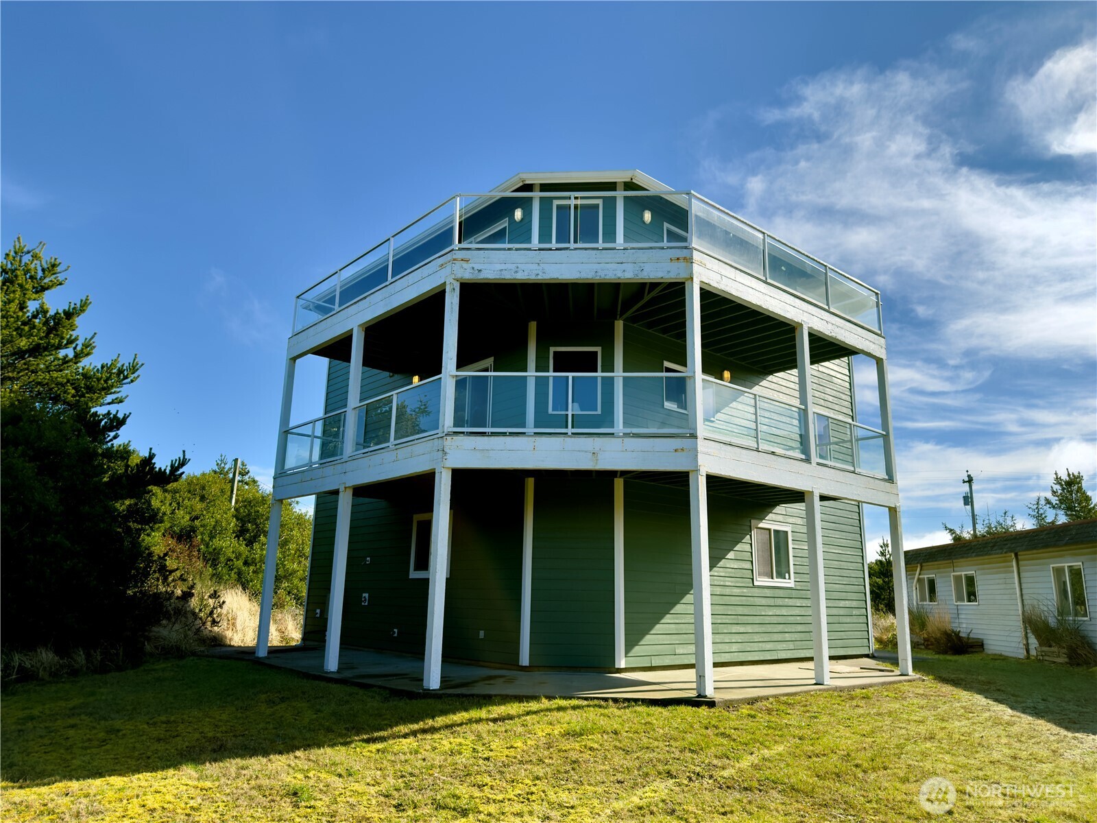 189 S Sand Dune Avenue SW