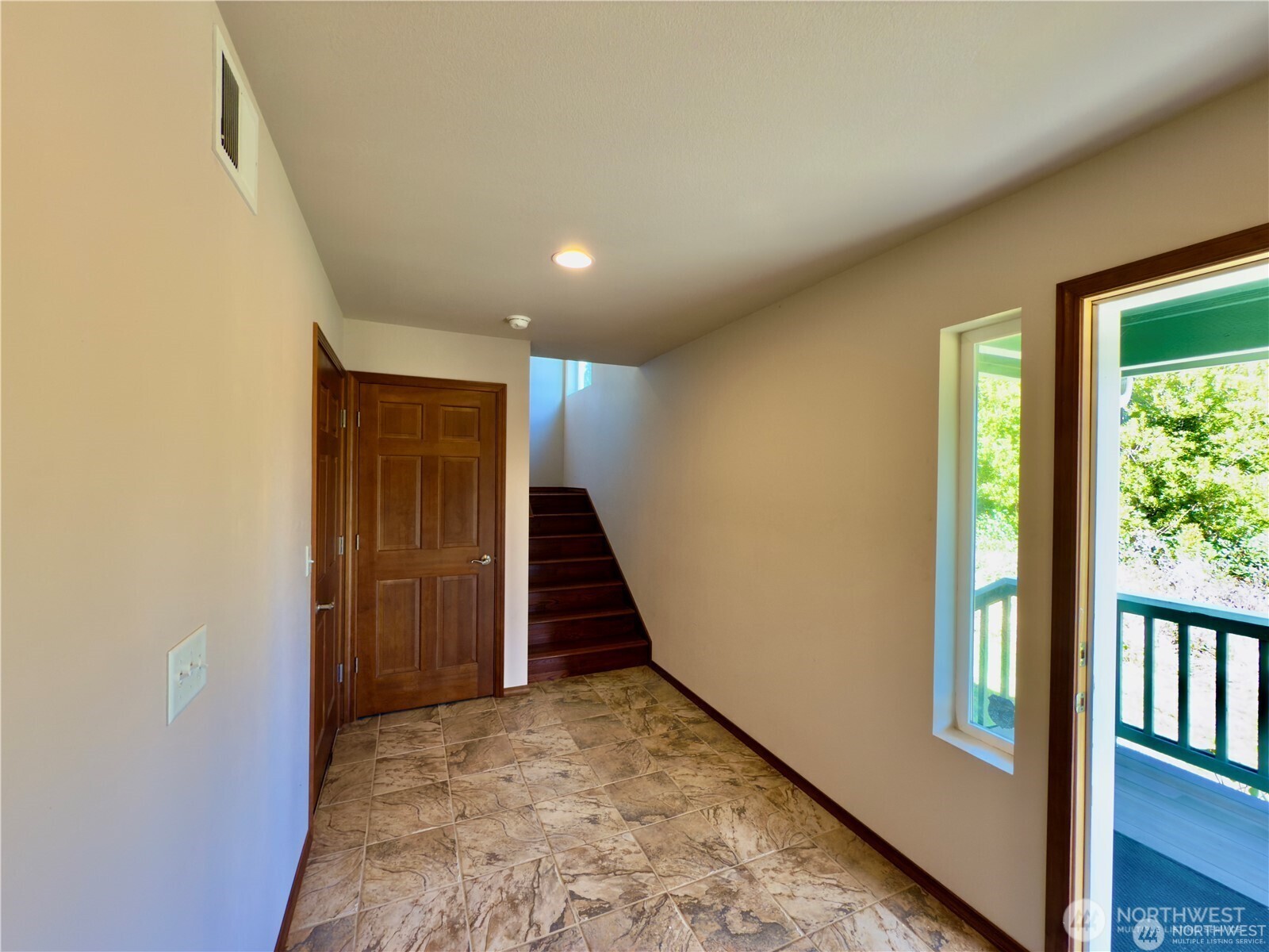 189 S Sand Dune Avenue SW