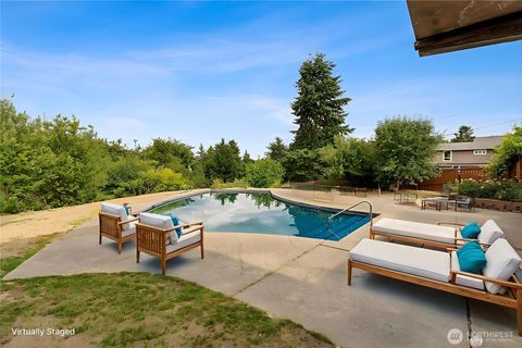 1225 21st Street SW Puyallup WA 98371