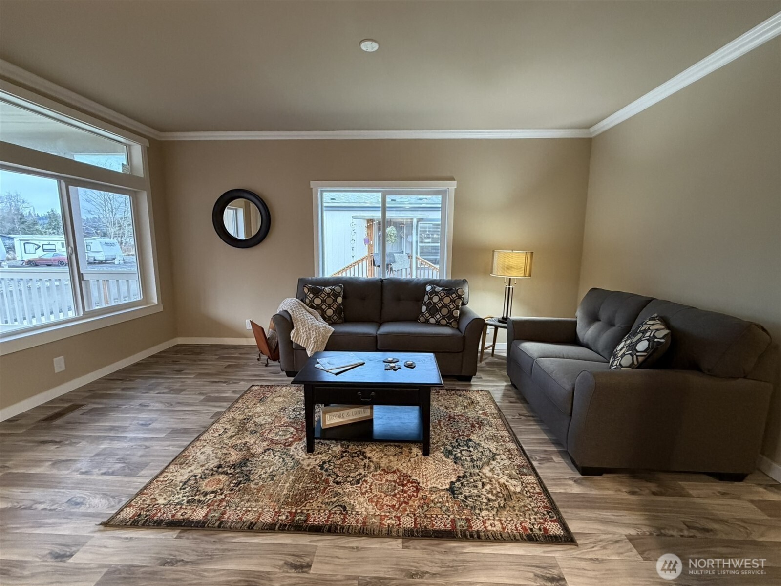 2010 Broadway Avenue 20