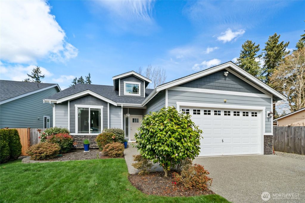 Photo of 613 166th Street S, Spanaway, WA 98387 (MLS # 2503165)