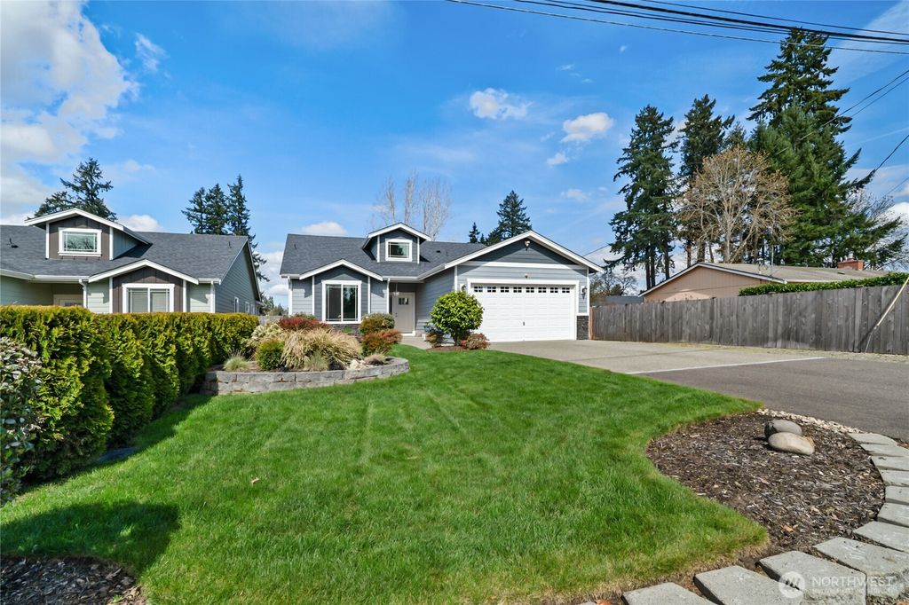 Photo of 613 166th Street S, Spanaway, WA 98387 (MLS # 2503165)