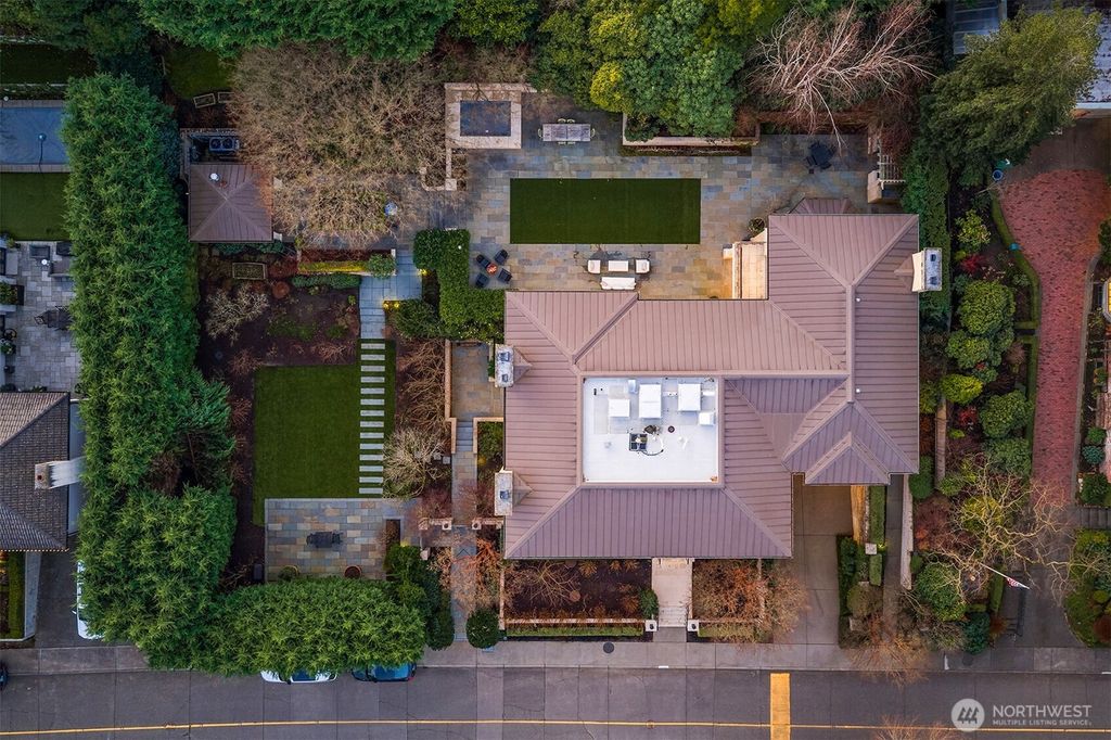 Photo of 2001 Broadmoor Drive E, Seattle, WA 98112 (MLS # 2470387)