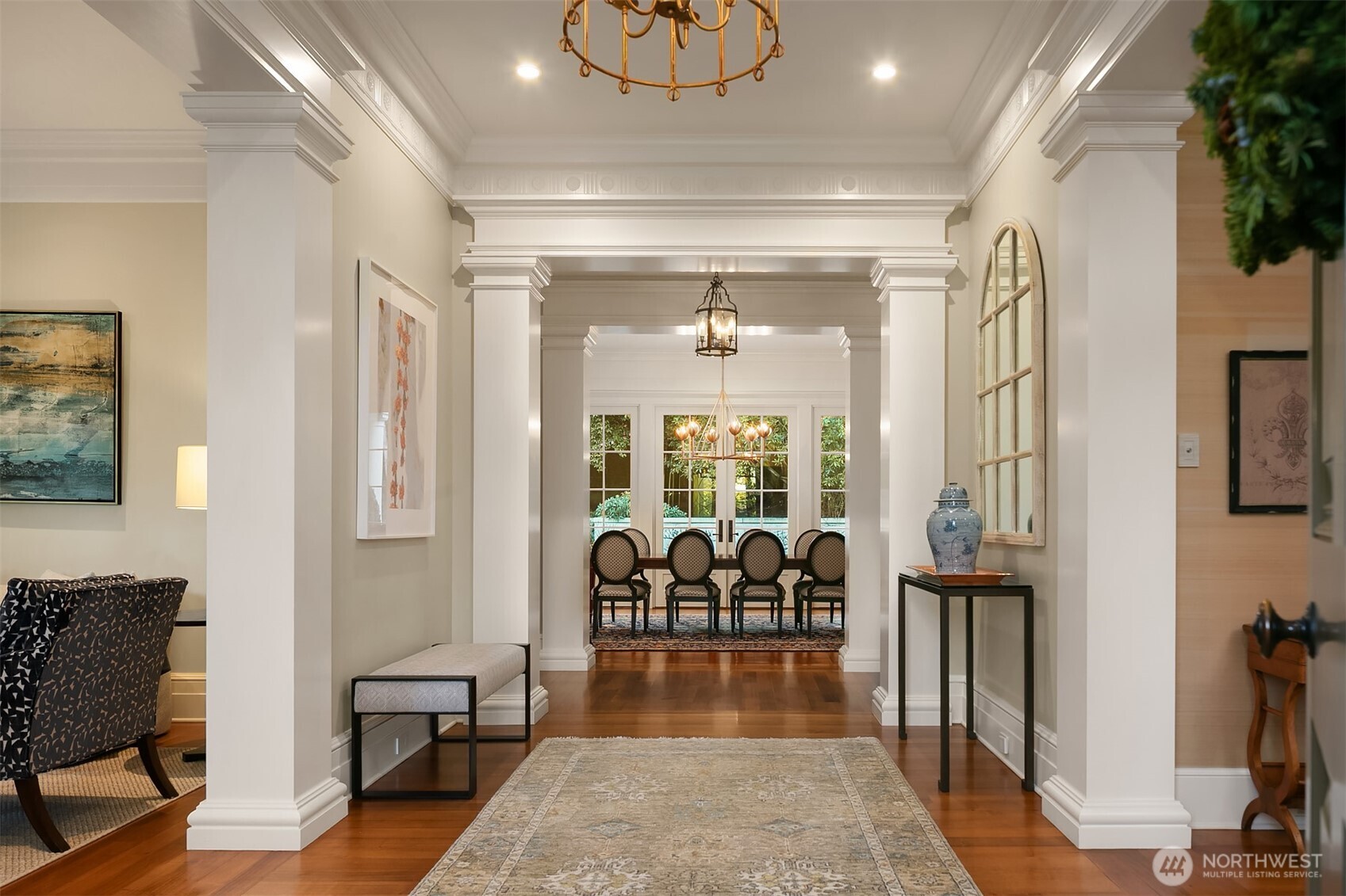 2001 Broadmoor Drive E