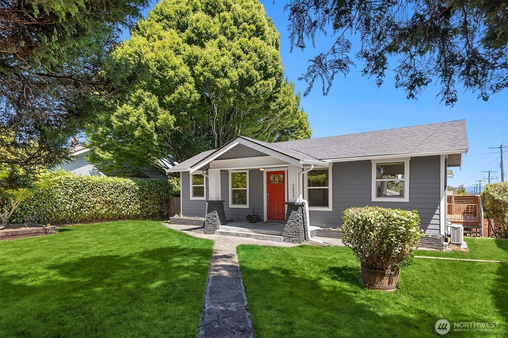 Photo of 7554 34th Avenue SW, Seattle, WA 98126 (MLS # 2404101)
