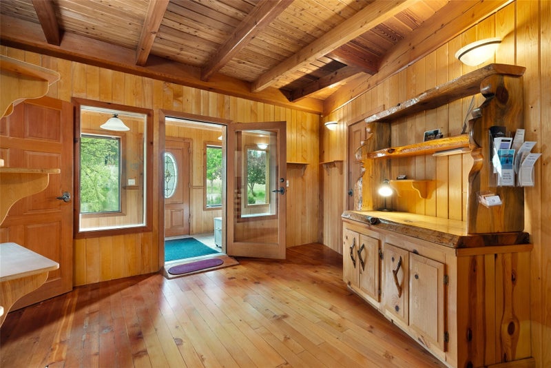 21 Louie Creek Drive