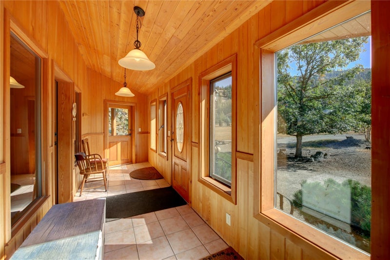 21 Louie Creek Drive