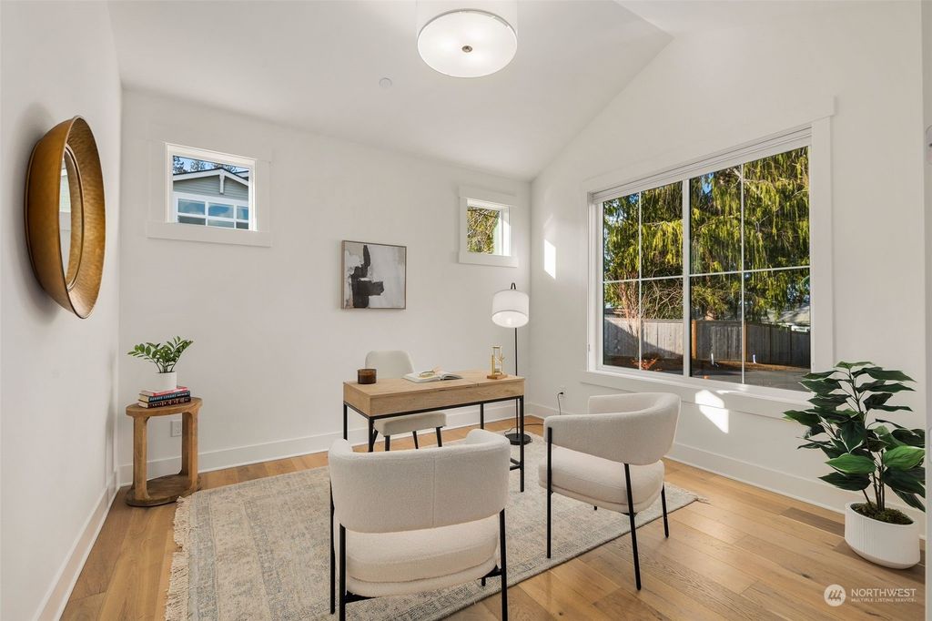 Photo of 1008 Walnut Street, Edmonds, WA 98020 (MLS # 2018785)