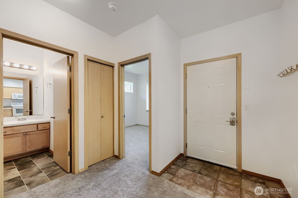 Photo of 15302 40th Avenue W #3-204, Lynnwood, WA 98087 (MLS # 2528864)