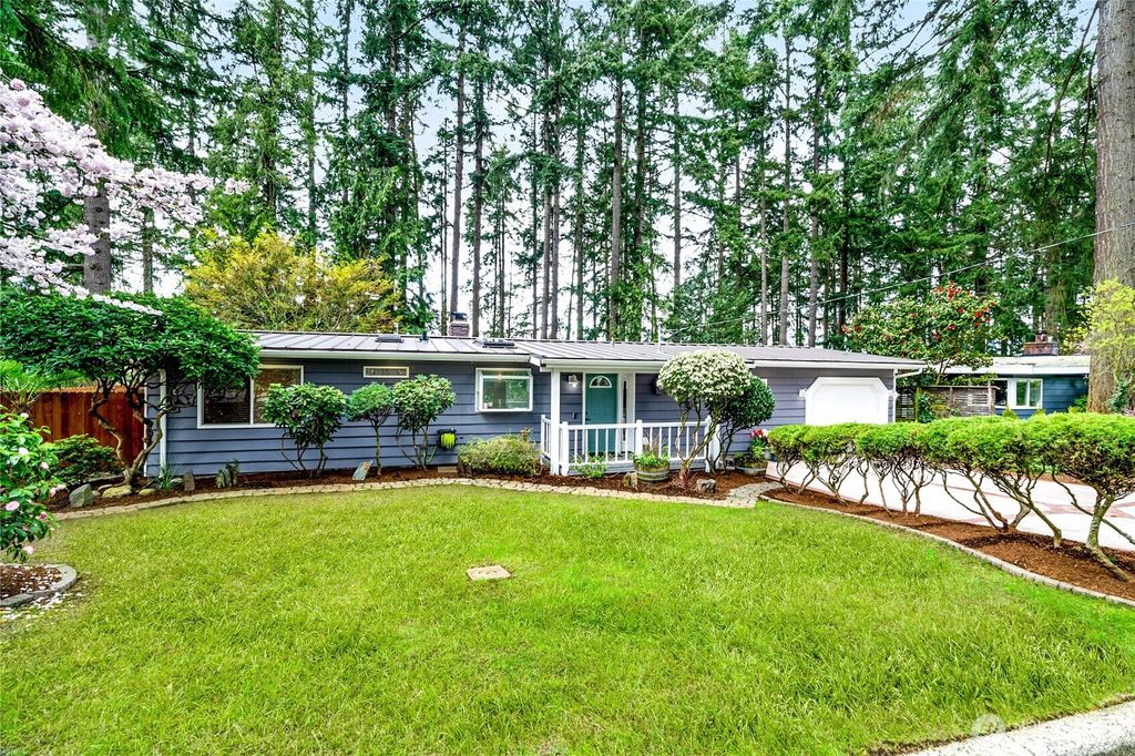 Photo of 3909 151st Avenue SE, Bellevue, WA 98006 (MLS # 2353153)