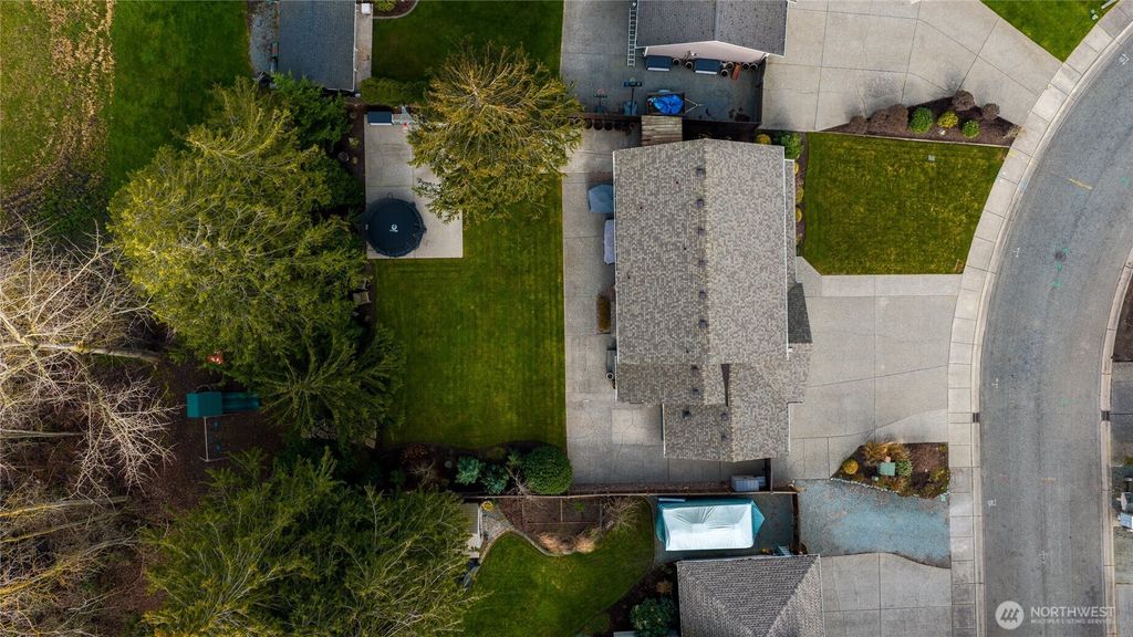 Photo of 12289 Bayhill Drive, Burlington, WA 98233 (MLS # 2481228)