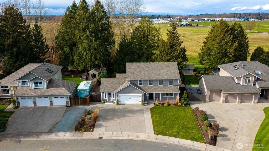 Photo of 12289 Bayhill Drive, Burlington, WA 98233 (MLS # 2481228)