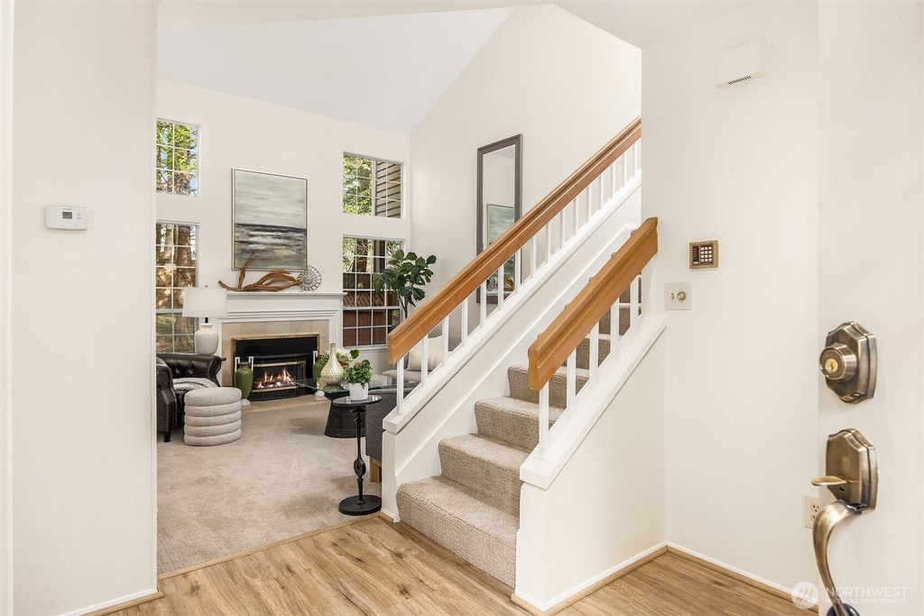 Photo of 11512 NE 115th Court, Kirkland, WA 98033 (MLS # 2493593)