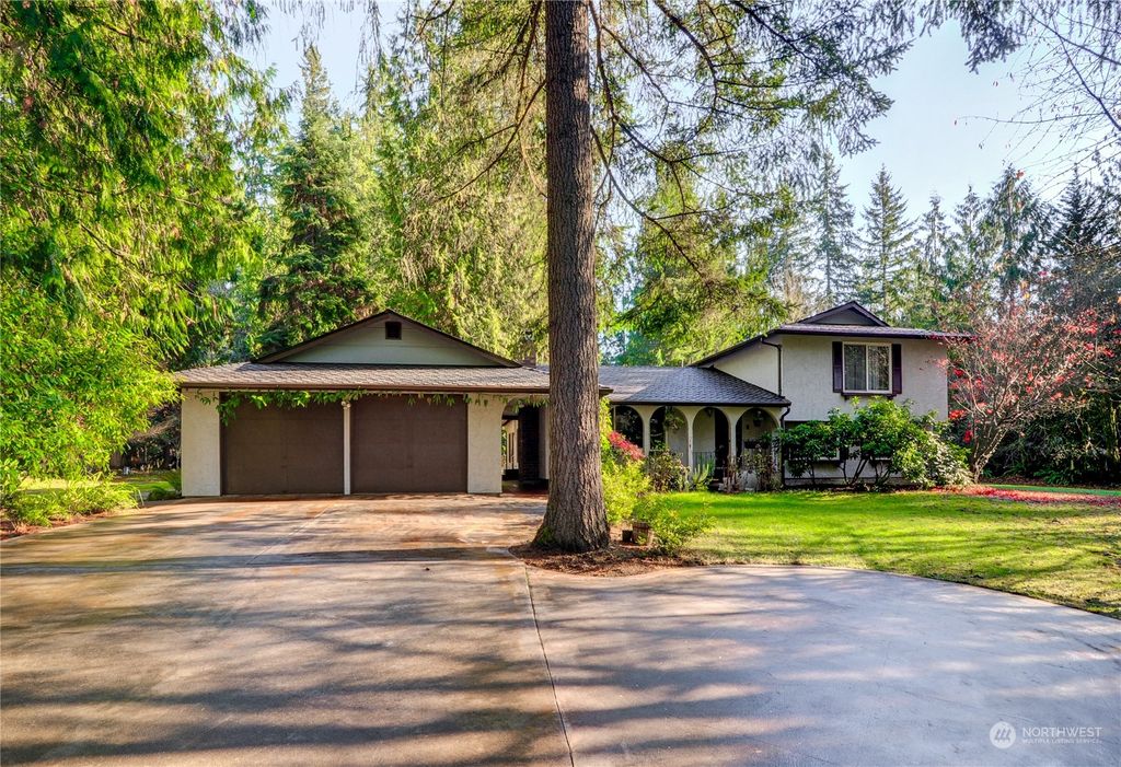 Photo of 14030 Bear Creek Rd Rd NE, Woodinville, WA 98077 (MLS # 2180862)