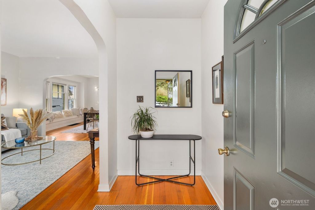 Photo of 907 NW 61st Street, Seattle, WA 98107 (MLS # 2494845)