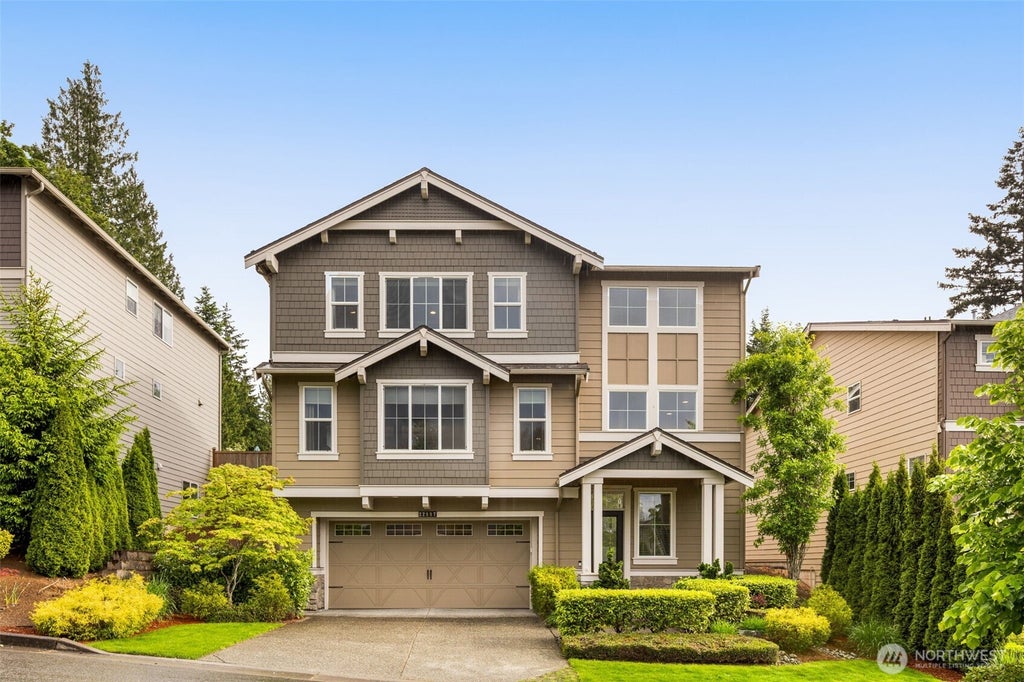 Photo of 22997 SE 52nd Street, Issaquah, WA 98029 (MLS # 2554405)