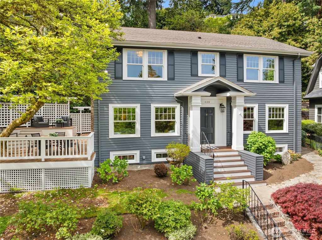 Photo of 439 36th Avenue, Seattle, WA 98122 (MLS # 2366424)