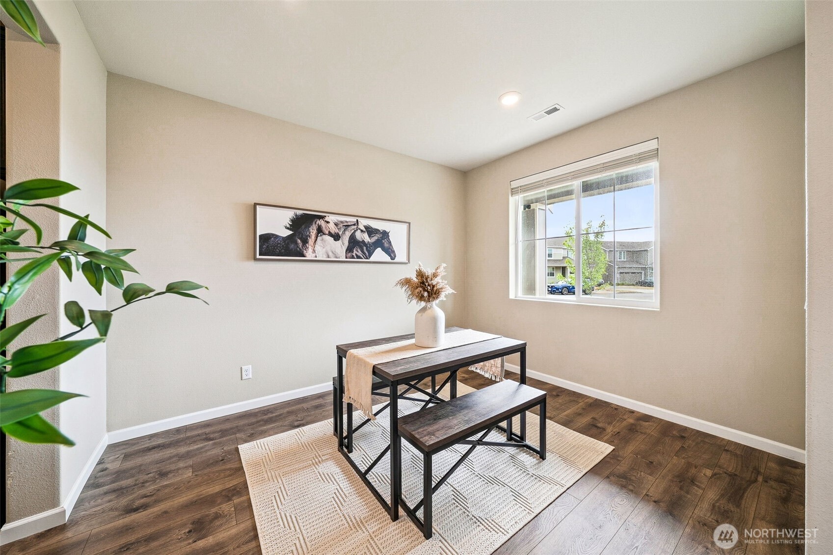 233 Franks Lane N