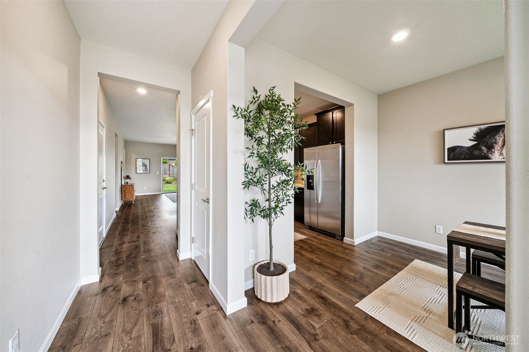 233 Franks Lane N