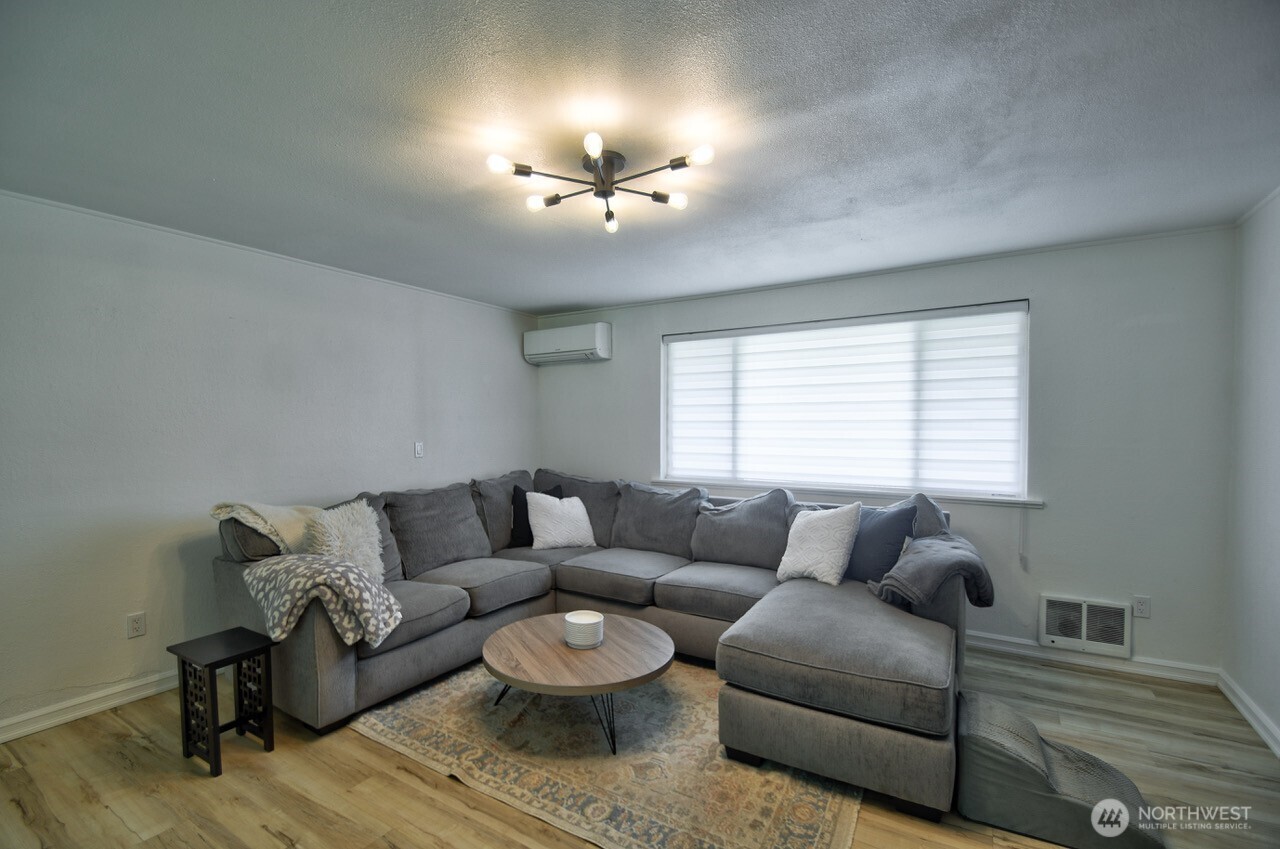 237 S 7th Street
