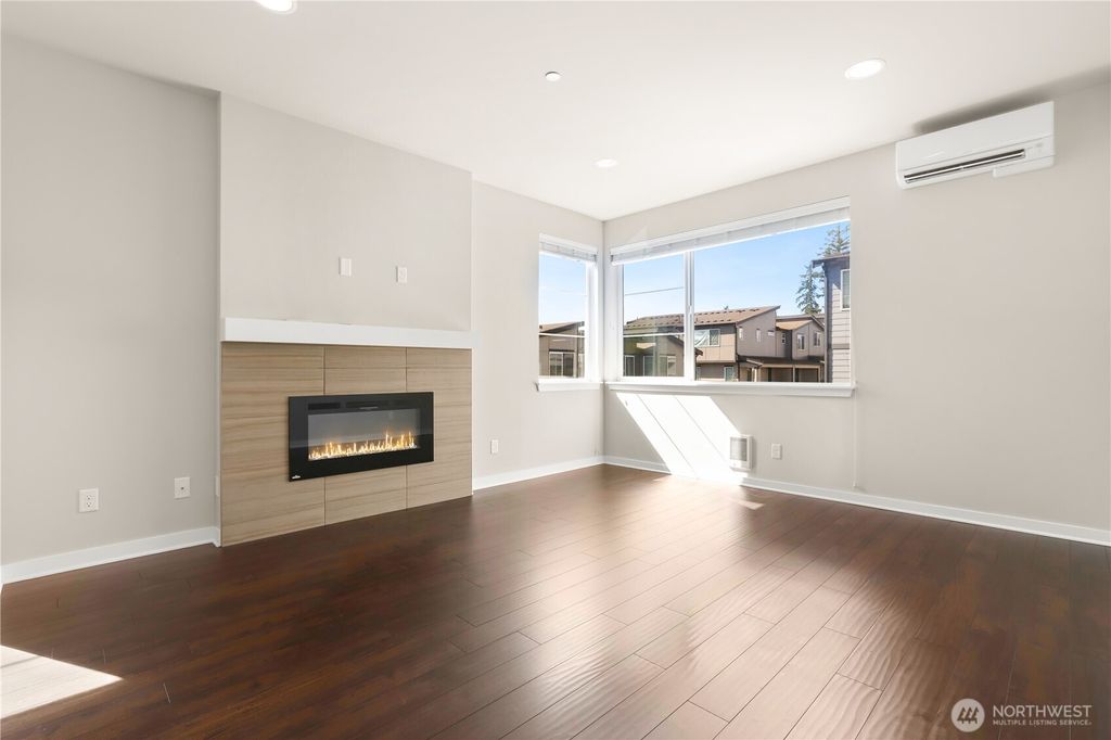 Photo of 1325 Seattle Hill Road #K6, Bothell, WA 98012 (MLS # 2501909)