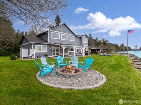 62 E North Bay Road Allyn WA 98524