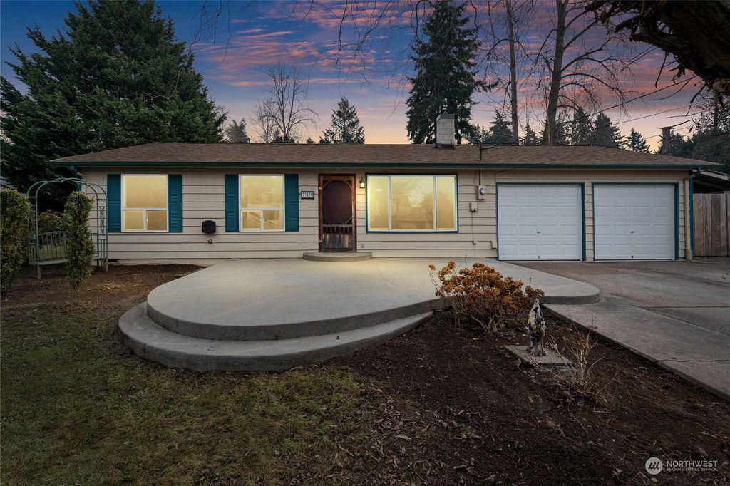 Photo of 710 12th Avenue, Milton, WA 98354 (MLS # 2328580)