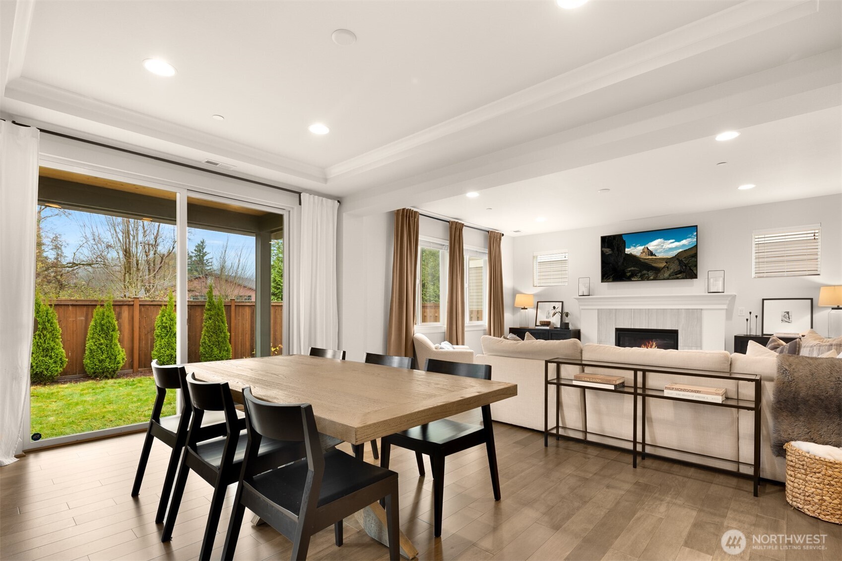 622 Mt Teneriffe Drive SE