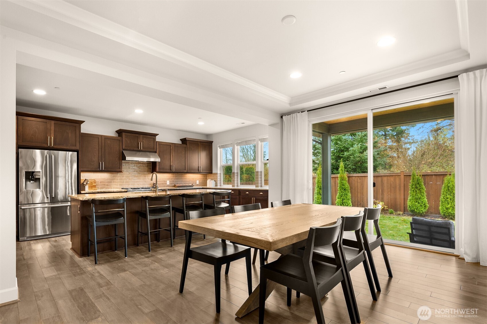 622 Mt Teneriffe Drive SE