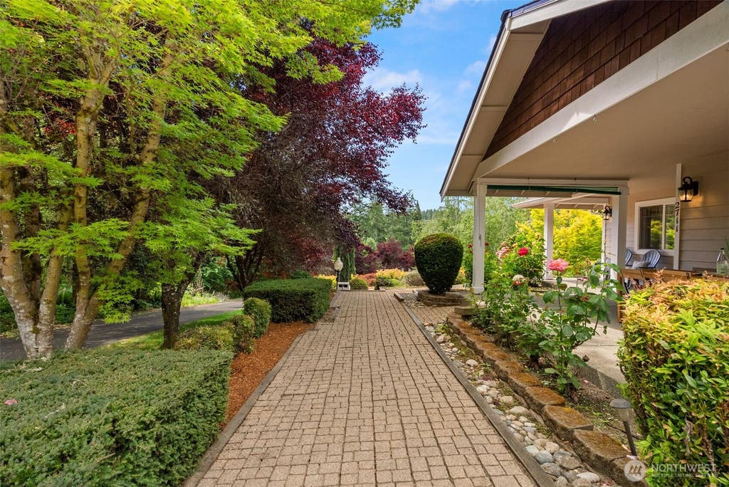 Photo of 2711 103rd Street Ct NW, Gig Harbor, WA 98332 (MLS # 2534473)
