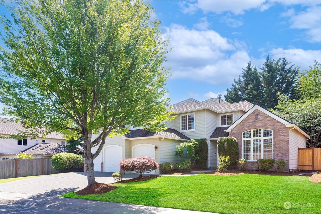 Photo of 1427 232nd Avenue NE, Sammamish, WA 98074 (MLS # 2246257)